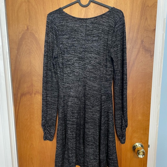 Hollister Black and gray heathered swing dress long sleeves cozy witchy - Picture 5 of 5